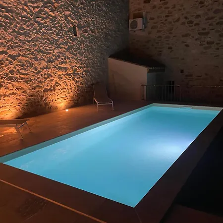 De L'eau - Piscine Privative *